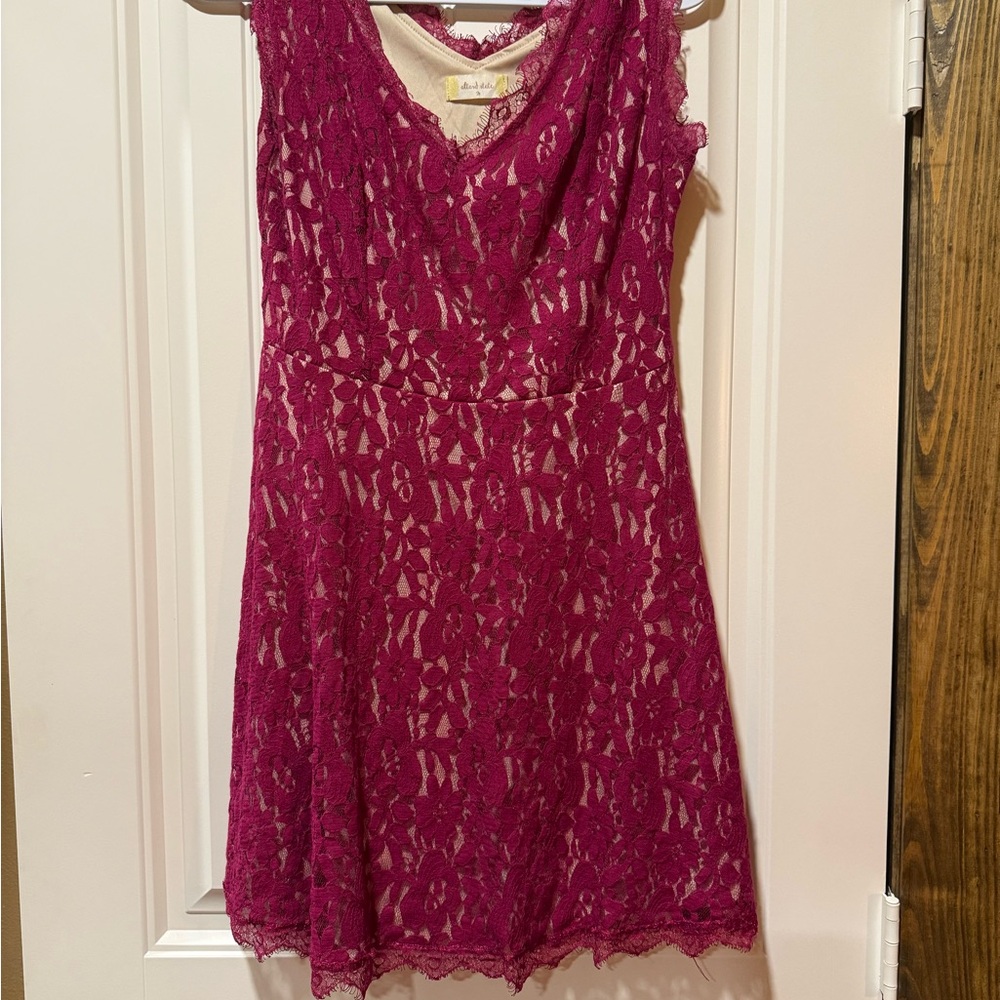 Wine Lace Sleeveless Dress
